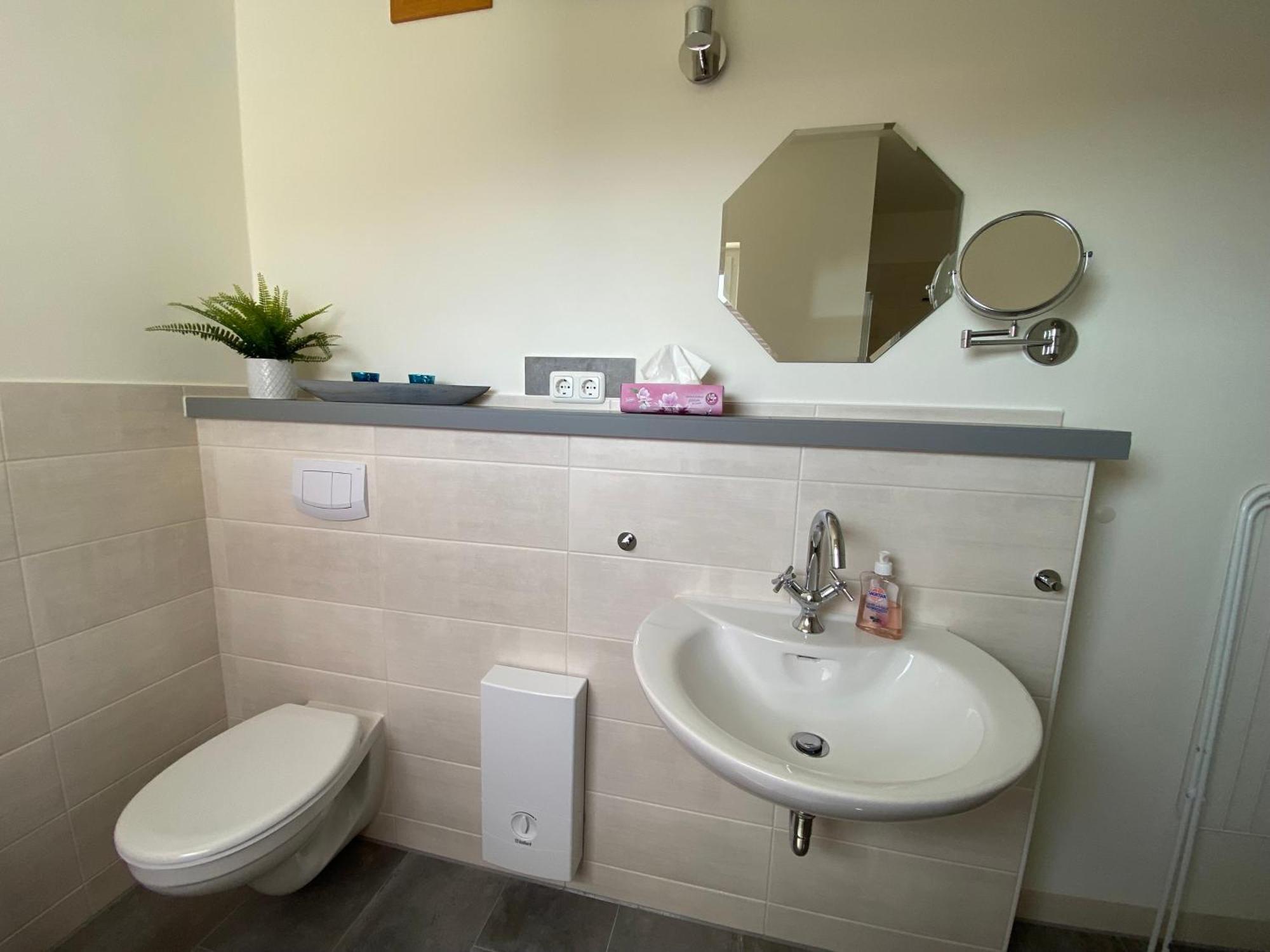 Ferienwohnung "Boddenland" バース エクステリア 写真